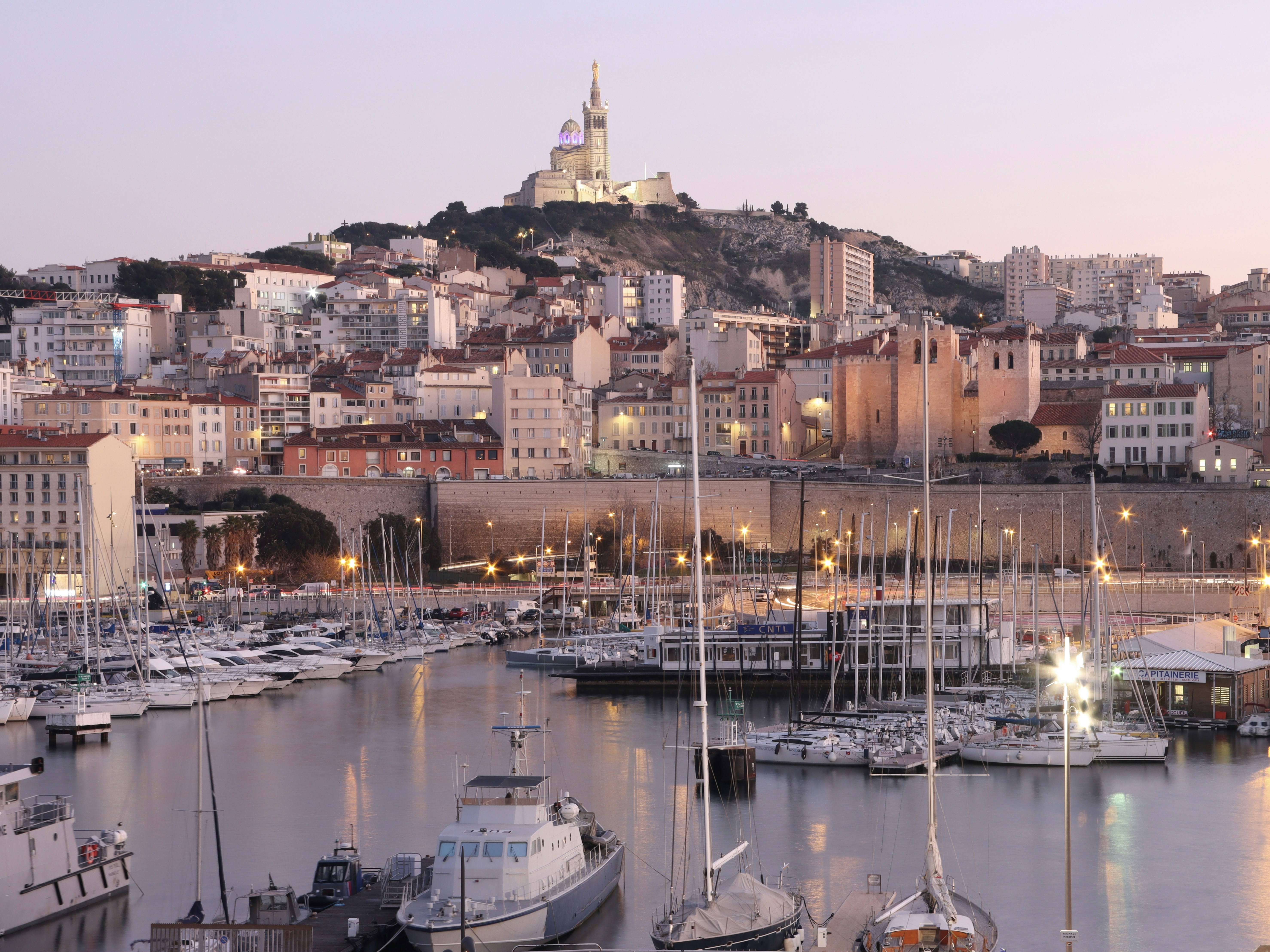 Car Rental in Marseille | RentingCarz France